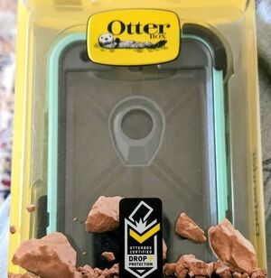 NWT OtterBox Black and Teal Phone Case